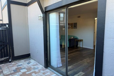 Copropriété à vendre à Tampa, Floride: 2 chambres, 84.73 m2 № 2197465 - photo 16