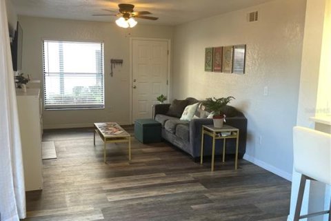 Copropriété à vendre à Tampa, Floride: 2 chambres, 84.73 m2 № 2197465 - photo 6