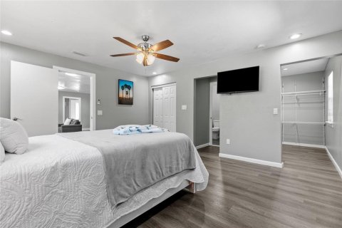 Casa en venta en Lutz, Florida, 4 dormitorios, 188.96 m2 № 2386557 - foto 19