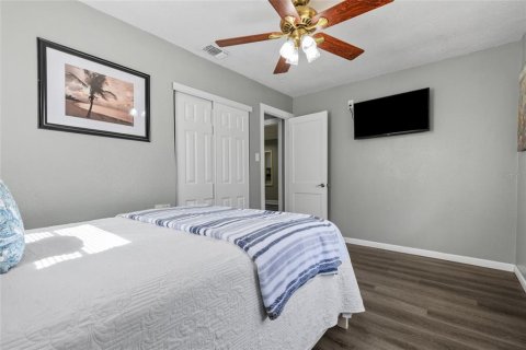Casa en venta en Lutz, Florida, 4 dormitorios, 188.96 m2 № 2386557 - foto 17
