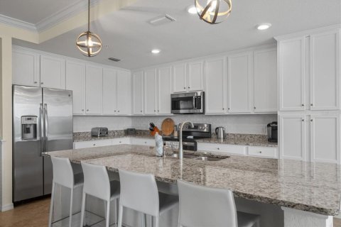 Снять в аренду кондоминиум в Лейквуд Ранч, Флорида 1 комната, 106.09м2, № 2218772 - фото 10