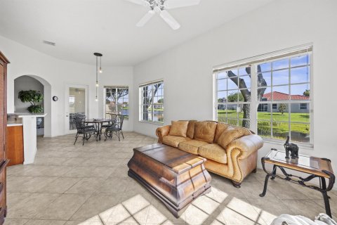 Villa ou maison à vendre à Boynton Beach, Floride: 3 chambres, 215.44 m2 № 2191753 - photo 13
