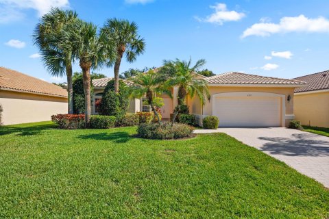 Villa ou maison à vendre à Boynton Beach, Floride: 3 chambres, 215.44 m2 № 2191753 - photo 3