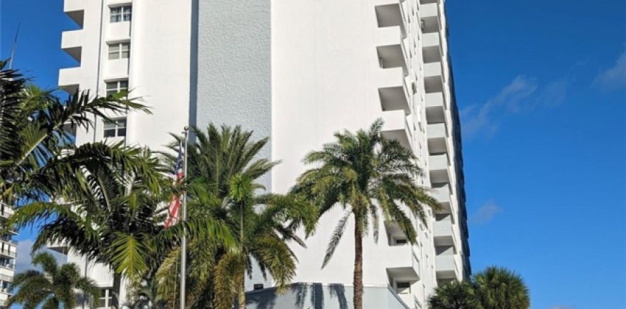 Condominio en Fort Lauderdale, Florida, 1 dormitorio № 1207409