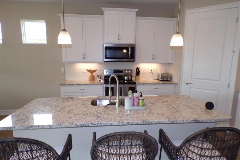 Casa en alquiler en Port Charlotte, Florida, 3 dormitorios, 188.96 m2 № 1907260 - foto 5