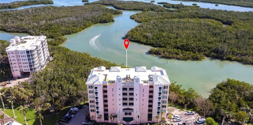 Condo in Bonita Springs, Florida, 3 bedrooms  № 1636682