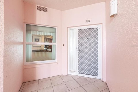 Condo in Bonita Springs, Florida, 3 bedrooms  № 1636682 - photo 4