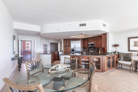 Condo in Bonita Springs, Florida, 3 bedrooms  № 1636682 - photo 16