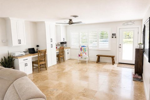 Villa ou maison à vendre à New Port Richey, Floride: 3 chambres, 191.29 m2 № 2212084 - photo 6