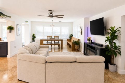 Villa ou maison à vendre à New Port Richey, Floride: 3 chambres, 191.29 m2 № 2212084 - photo 8