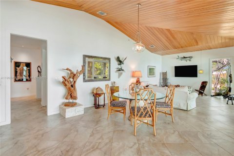 Купить виллу или дом в Ки-Ларго, Флорида 3 спальни, 188.13м2, № 1957320 - фото 8