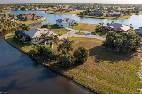 Terrain à Punta Gorda, Floride № 2210881