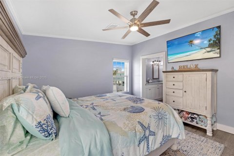 House in Key Largo, Florida 3 bedrooms, 120.4 sq.m. № 1706143 - photo 28