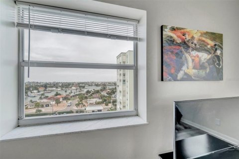 Condominio en venta en Saint Pete Beach, Florida, 2 dormitorios, 105.07 m2 № 2131686 - foto 26