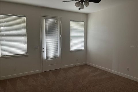 Touwnhouse à vendre à Orlando, Floride: 4 chambres, 190.08 m2 № 1918342 - photo 18