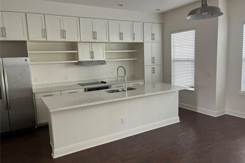 Touwnhouse à vendre à Orlando, Floride: 4 chambres, 190.08 m2 № 1918342 - photo 6