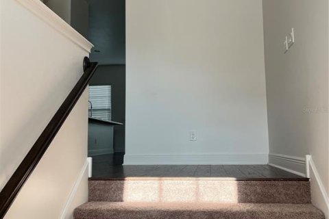 Touwnhouse à vendre à Orlando, Floride: 4 chambres, 190.08 m2 № 1918342 - photo 10