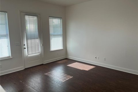 Touwnhouse à vendre à Orlando, Floride: 4 chambres, 190.08 m2 № 1918342 - photo 4
