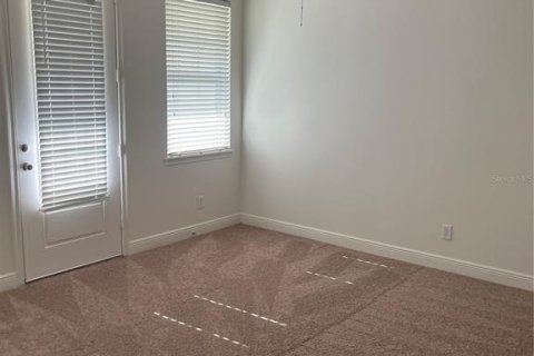 Touwnhouse à vendre à Orlando, Floride: 4 chambres, 190.08 m2 № 1918342 - photo 11