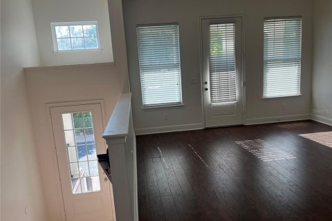 Touwnhouse à vendre à Orlando, Floride: 4 chambres, 190.08 m2 № 1918342 - photo 7