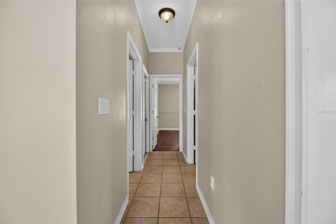 House in Lutz, Florida 4 bedrooms, 180.79 sq.m. № 2273139 - photo 9