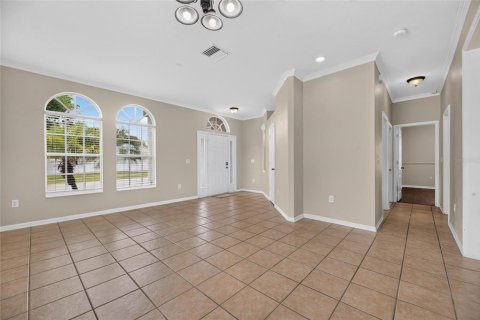 House in Lutz, Florida 4 bedrooms, 180.79 sq.m. № 2273139 - photo 6
