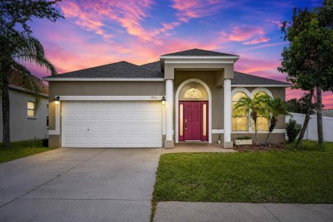 Villa ou maison à Lutz, Floride 4 chambres, 180.79 m2 № 2273139
