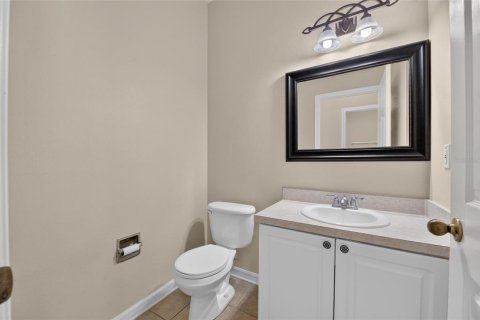 House in Lutz, Florida 4 bedrooms, 180.79 sq.m. № 2273139 - photo 10