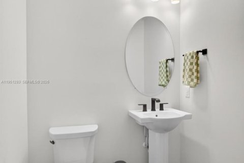 Casa en venta en Palm Beach Gardens, Florida, 4 dormitorios, 252.32 m2 № 2006158 - foto 20