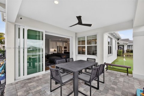 Casa en venta en Palm Beach Gardens, Florida, 4 dormitorios, 252.32 m2 № 2006158 - foto 18
