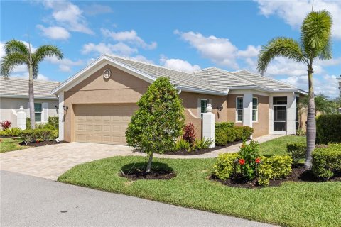 House in Venice, Florida 3 bedrooms, 202.71 sq.m. № 1622801 - photo 2