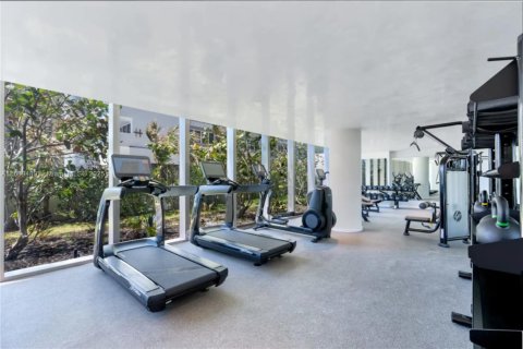 Condo in Hallandale Beach, Florida, 4 bedrooms  № 1865274 - photo 13