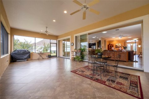 House in The Villages, Florida 4 bedrooms, 256.32 sq.m. № 2408711 - photo 29