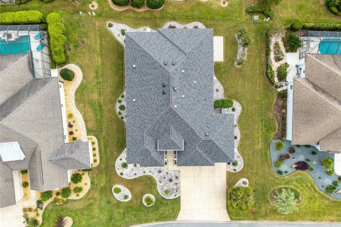 House in The Villages, Florida 4 bedrooms, 256.32 sq.m. № 2408711 - photo 8