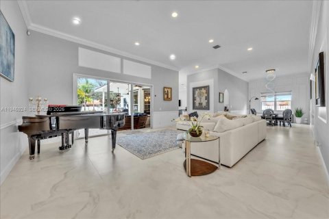 House in Davie, Florida 5 bedrooms, 384.24 sq.m. № 2003084 - photo 2