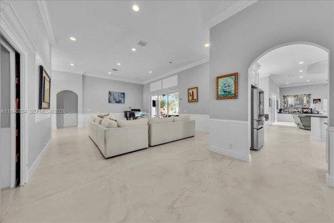 House in Davie, Florida 5 bedrooms, 384.24 sq.m. № 2003084 - photo 3