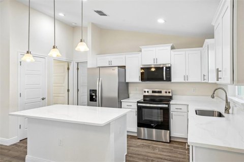 Villa ou maison à vendre à Ocala, Floride: 4 chambres, 162.67 m2 № 2330029 - photo 15