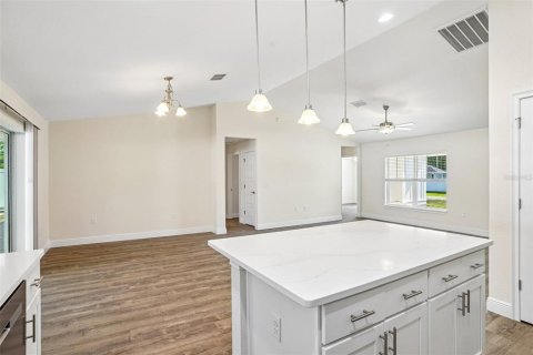 Villa ou maison à vendre à Ocala, Floride: 4 chambres, 162.67 m2 № 2330029 - photo 17