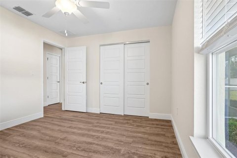 Villa ou maison à vendre à Ocala, Floride: 4 chambres, 162.67 m2 № 2330029 - photo 29