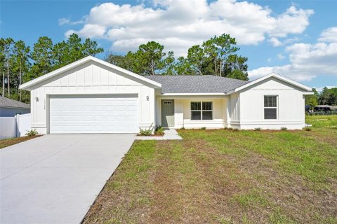 Casa en Ocala, Florida 4 dormitorios, 162.67 m2 № 2330029