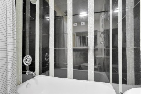Townhouse in Clearwater, Florida 2 bedrooms, 79.25 sq.m. № 1767949 - photo 19