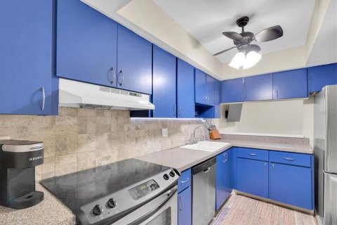 Townhouse in Clearwater, Florida 2 bedrooms, 79.25 sq.m. № 1767949 - photo 13