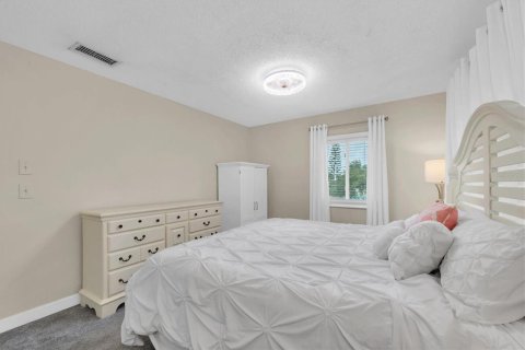 Townhouse in Clearwater, Florida 2 bedrooms, 79.25 sq.m. № 1767949 - photo 16