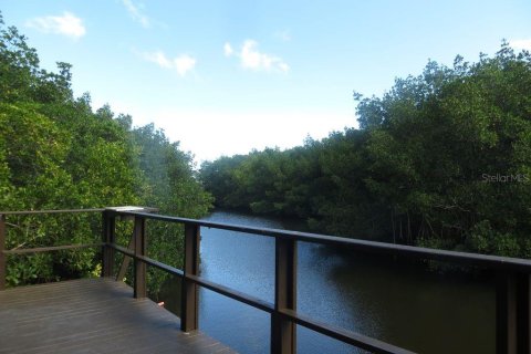 Townhouse in Clearwater, Florida 2 bedrooms, 79.25 sq.m. № 1767949 - photo 28