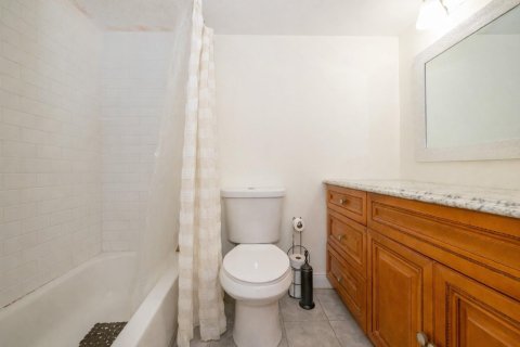 Condominio en venta en Coral Springs, Florida, 2 dormitorios, 97.55 m2 № 2154006 - foto 12