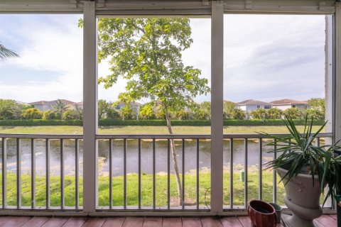 Condominio en venta en Coral Springs, Florida, 2 dormitorios, 97.55 m2 № 2154006 - foto 4
