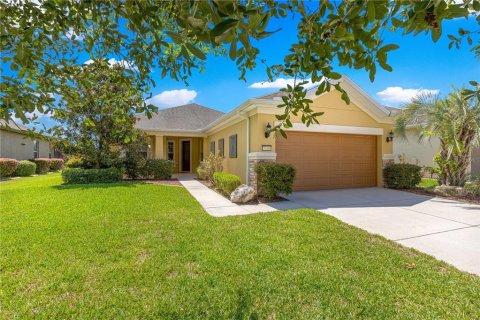 Casa en DEL WEBB STONE CREEK en Ocala, Florida 2 dormitorios, 158.68 m2 № 2233990