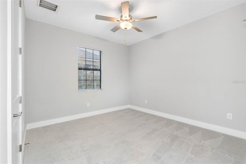 House in Brooksville, Florida 4 bedrooms, 253.72 sq.m. № 2101887 - photo 20