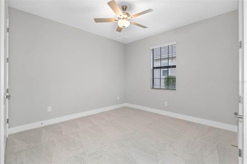 House in Brooksville, Florida 4 bedrooms, 253.72 sq.m. № 2101887 - photo 19