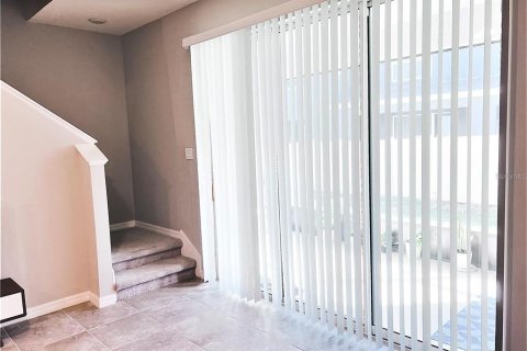 Touwnhouse à louer à Sarasota, Floride: 3 chambres, 155.43 m2 № 2434871 - photo 9